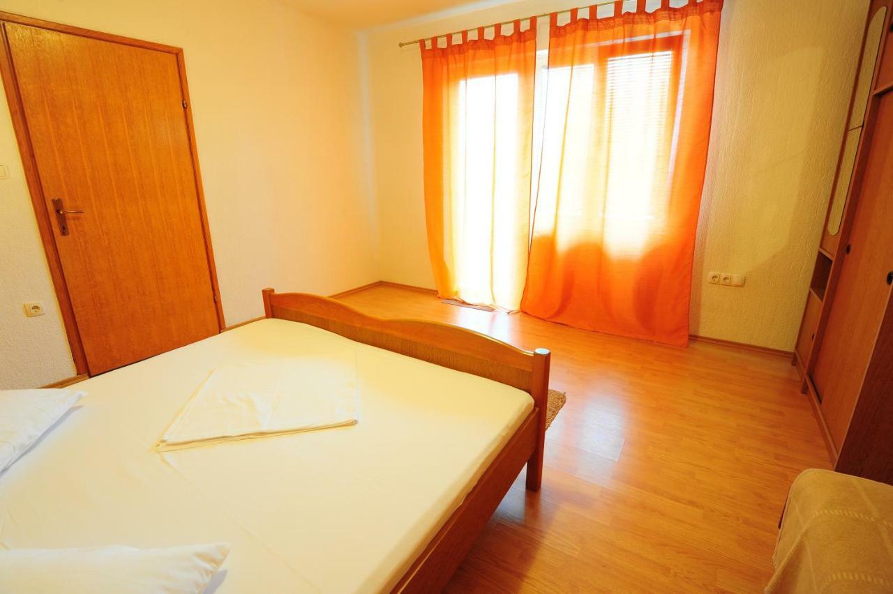 Apartmani Margeta Rab Town Buitenkant foto