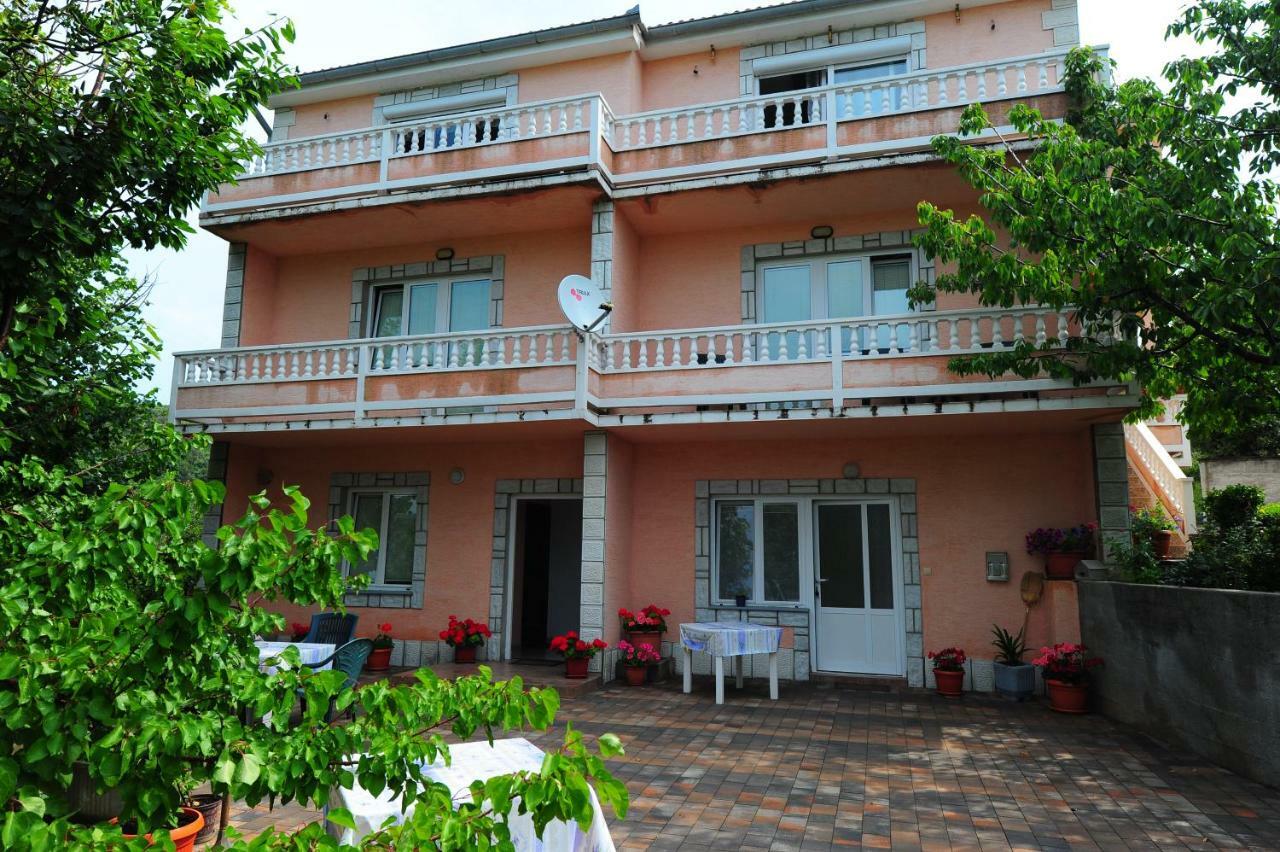 Apartmani Margeta Rab Town Buitenkant foto