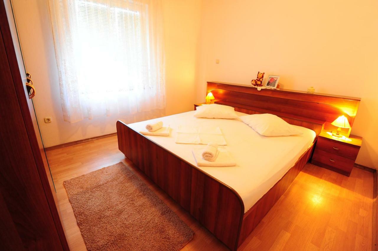 Apartmani Margeta Rab Town Buitenkant foto